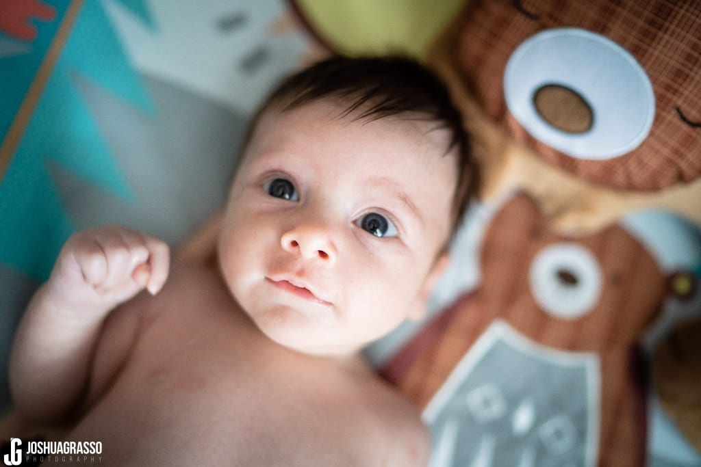 Newborn posing WNewborn posing during atlanta family documentary lifestyle portraits